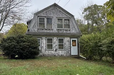 144 Chace Rd