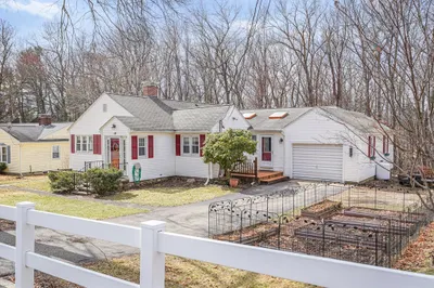 49 Homestead Road 1
