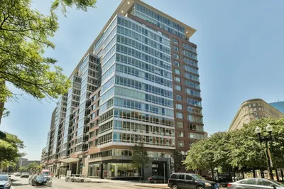 1 Charles Street South St #3F