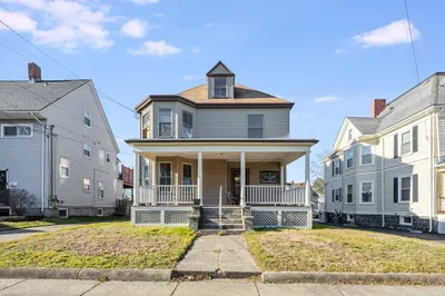 28 Thornton Park