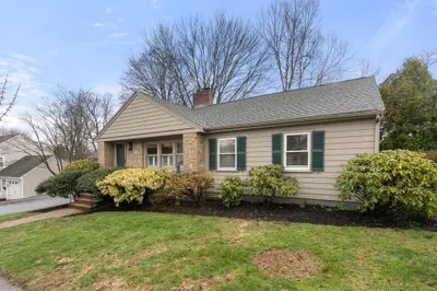 84 Badger Cir 1