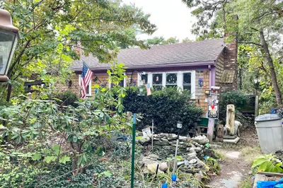 899 Long Pond Rd 1