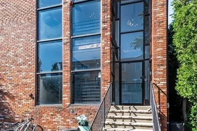 10 Roberts St #12 1