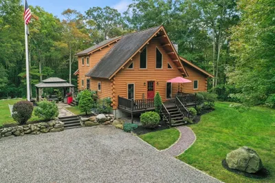 302 Wallum Lake Road 1