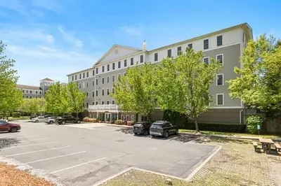 10 Crowninshield St #106 1