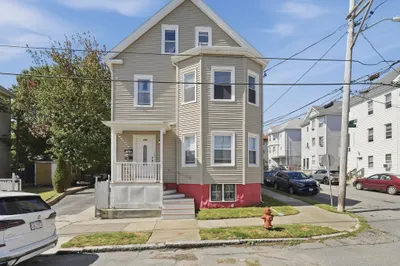 125 Reynolds St 1