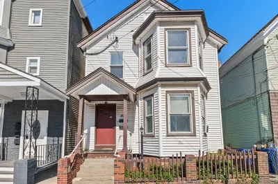 30 Carroll St #2