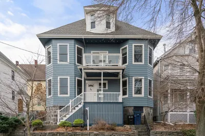 4 Cotton St #2