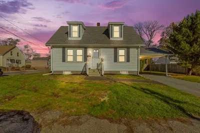 42 Porter St