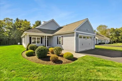 105 Clubhouse Cir 1