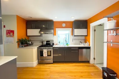 301 Lake St