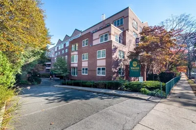 1 Watermill Pl #308