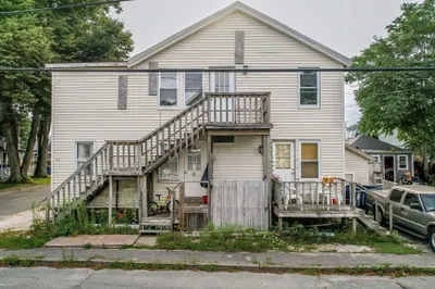 16 Holly St 1