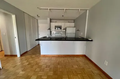 133 Commander Shea Blvd #214