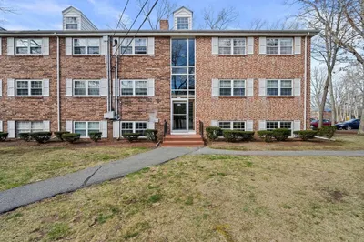 85 Farrwood Ave #2 1
