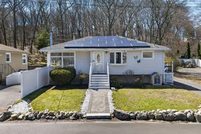 77 Sterling St