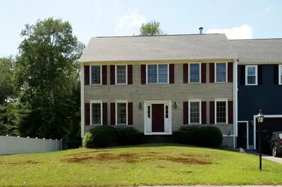 5 Fieldstone Cir 1