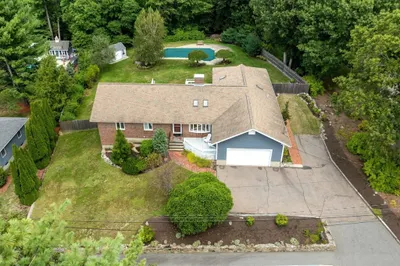 70 Christina Dr 1