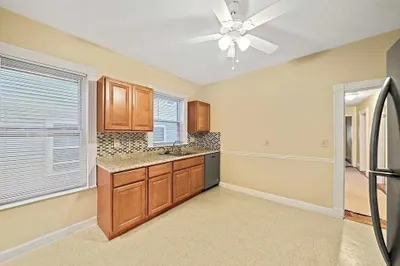 340 Centre St #1