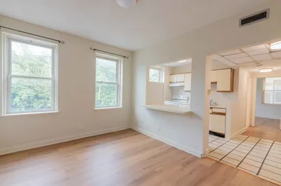 1411 Commonwealth Ave #303 1