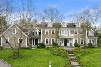 8 Glen Brook Road 1