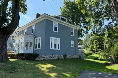 31 Roosevelt St #31 1
