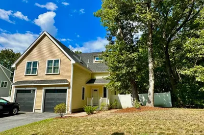 16 Orchard View Cir #16