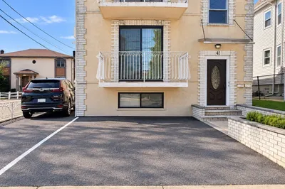 41 High St #3 1
