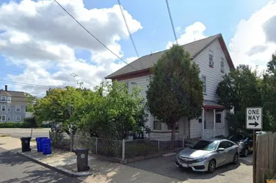 38 Wentworth St #38 1