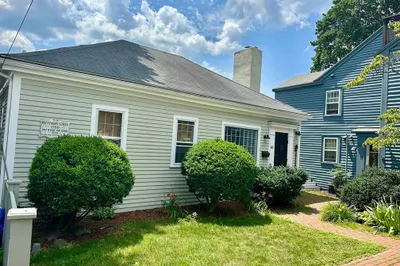 43 Front St #43