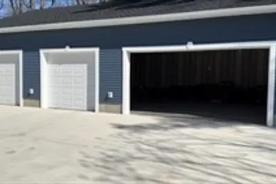 19 Meadowbrook Rd