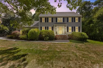 25 Plain St