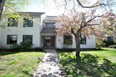 6 Concord Greene Cir #5 1