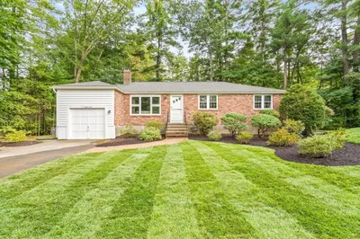 73 Hickory Rd