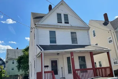38 Pomeroy St