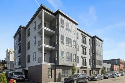 19-23 Clapp St #1