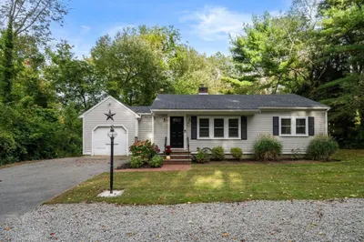 29 W Elm St 1