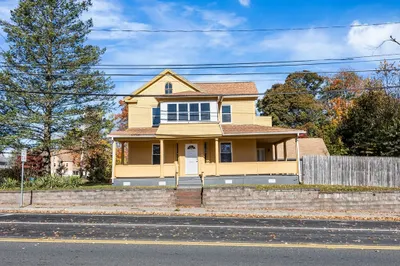 524 Westfield St