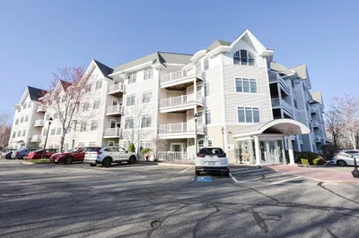 614 Pond Street #2411 1