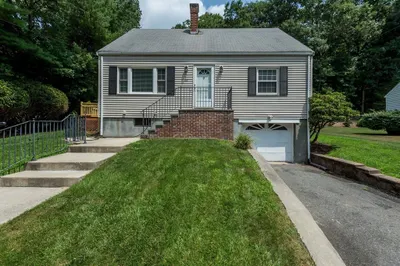 22 Hiawatha Road 1