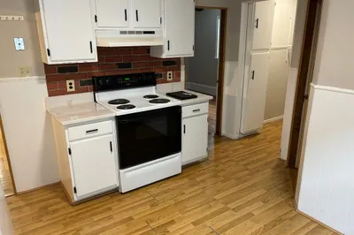 26 Maple Ave #1