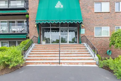 1206 Greendale Ave #230