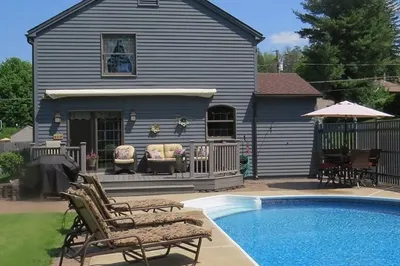 5 Daniels Ct 1