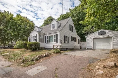 22 Sadler St