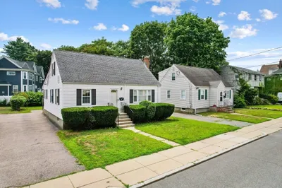 54 Como Rd