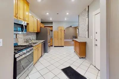 17-19 Moraine St #19