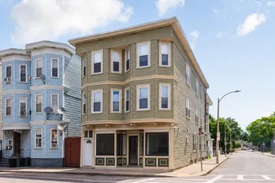 1152 Dorchester Ave 1