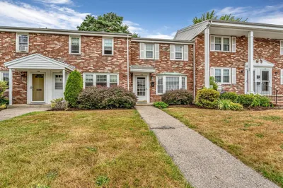 130 Coventry Circle #130
