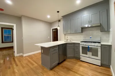 114 White St #1 1