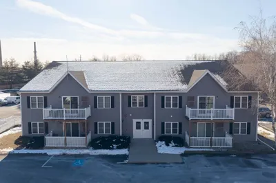 450 Somerset Ave #3-7 1